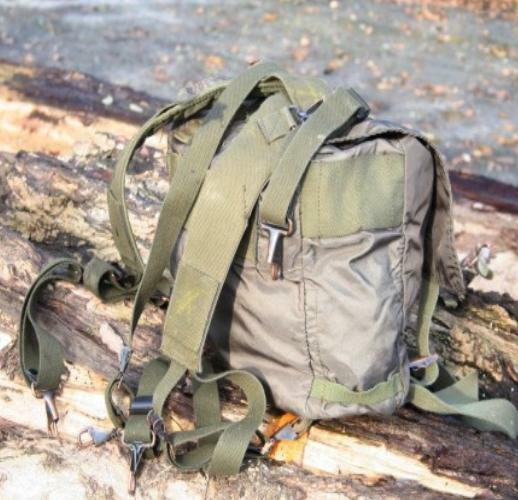 Original Austrian army surplus small waterproof backpack olive green Surplus & Lost